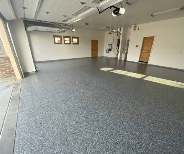 Epoxy vs. Rubber Floors for Miami Garage Gyms photo 2